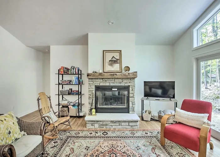 Door County Family Home: 3 Mi Whitefish Dunes