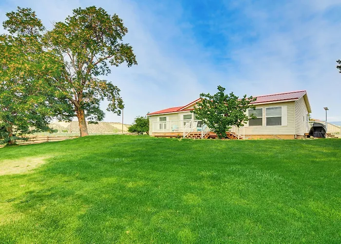 Ranch House In Boulder! Gateway To Nearby Parks!