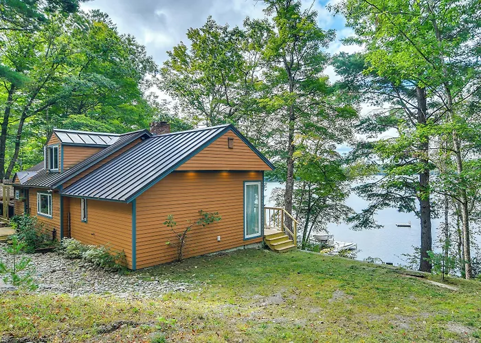 Beautiful Embden Pond Cabin W/ Dock & Kayaks!