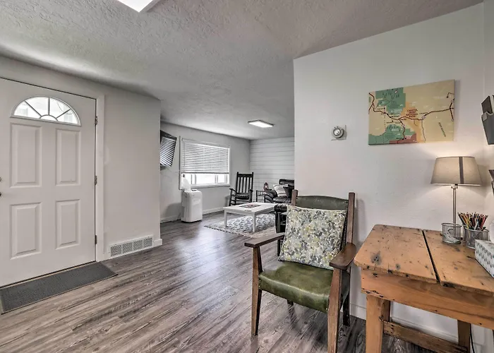 Fremont Home, Near Reservoirs & Hiking Trails