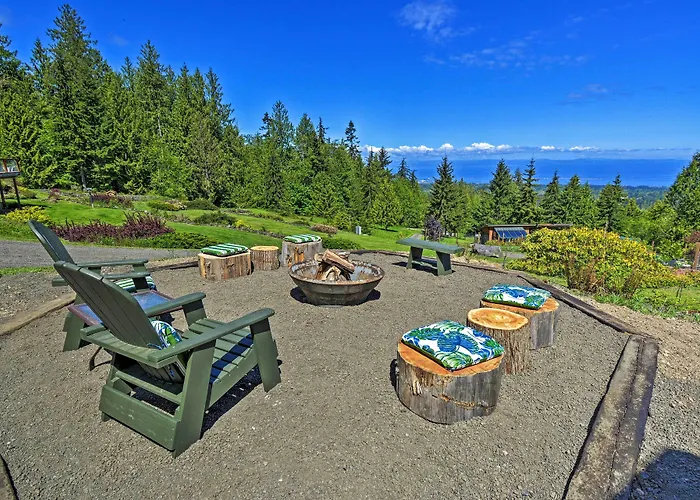 Picturesque Port Angeles Cabin W/ Fire Pit!