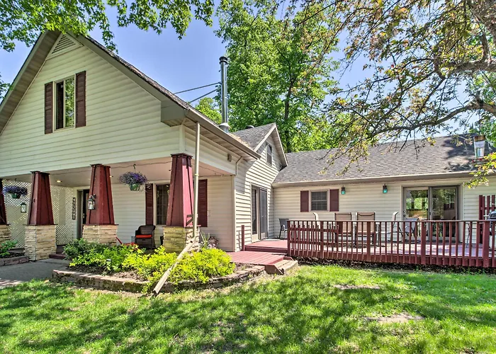 Retreat W/ Lake Access & Private Boat Dock!