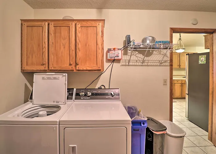 Secluded Marble Falls Family Home W/ Mtn Views!