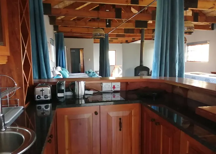 Ikamu'S Lodge