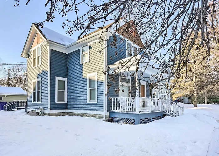Saint Paul Home In Historic Cathedral Hill