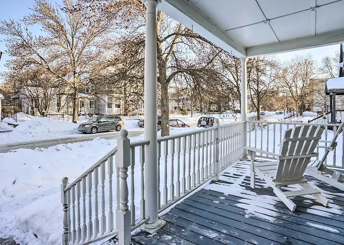 Saint Paul Home In Historic Cathedral Hill