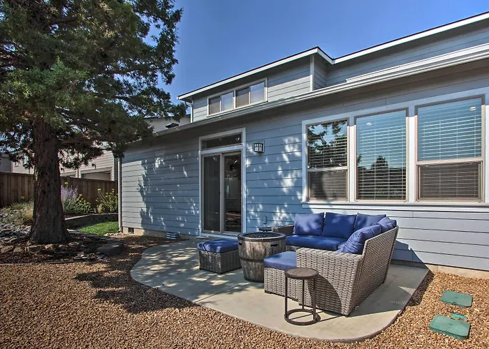 Bend Home W/ Patio + Fire Pits < 3 Mi To Dtwn