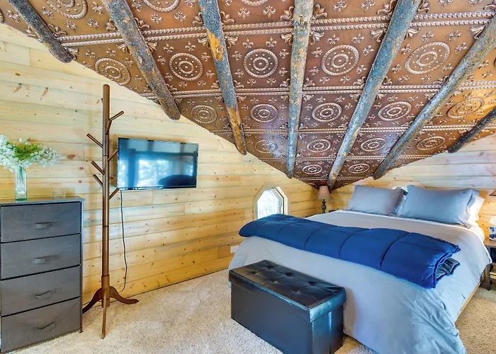 Idaho Springs Cabin W/ Hot Tub On Half Acre!