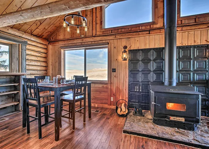 Remote Wolf Creek Cabin - Wide Open Spaces!