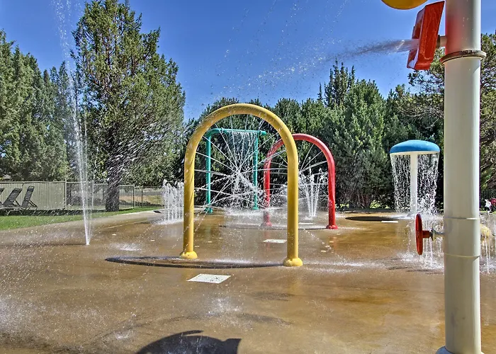 Redmond House W/ Community Amenities Access