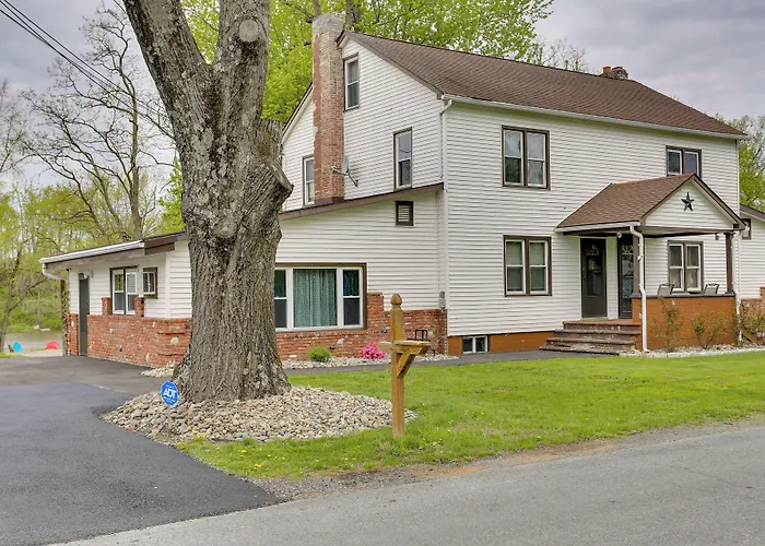 Waterfront Wallkill Duplex Home W/ Fire Pits!