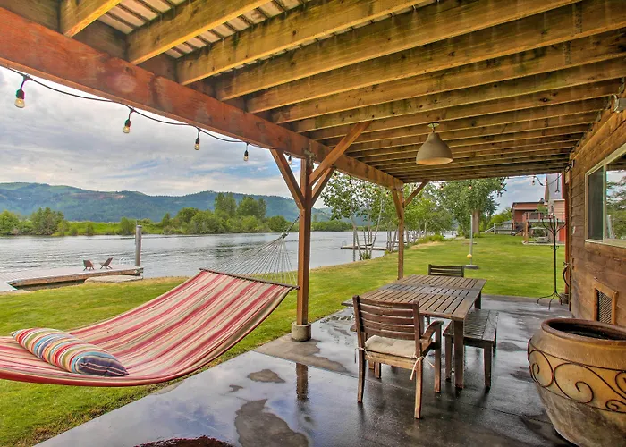 Waterfront Cabin W/ 2 Boat Docks & Mtn Views!