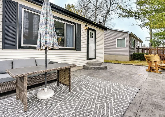 Sand Lakefront Retreat | Private Dock & Fire Pit