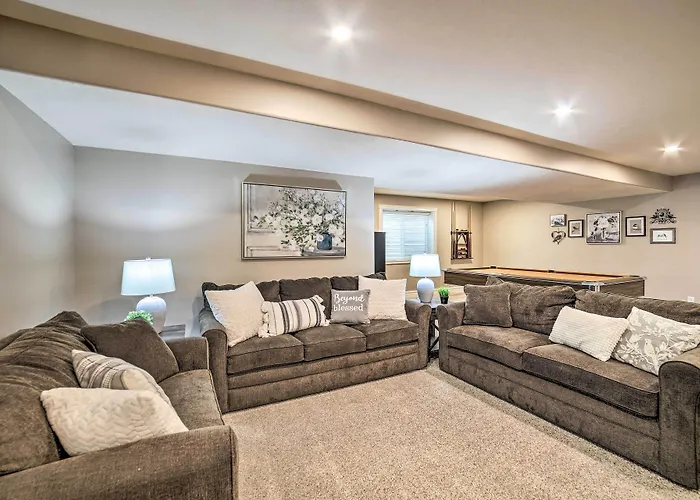 Spacious Idaho Home: Ski, Hike, & Fish!