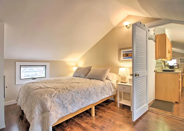 Idyllic Wallingford Retreat - Near Skiing & Hiking