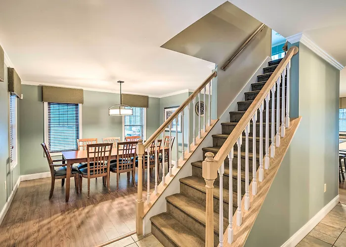 North Conway Home ~ 2 Mi To Cranmore Mountain!