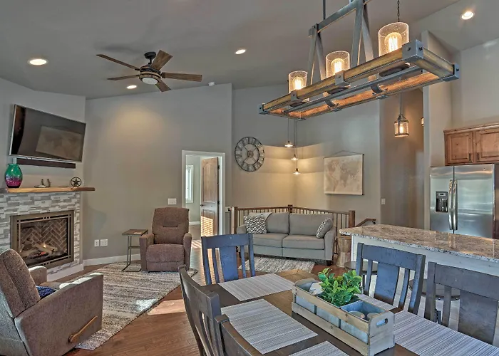 Lead Family Home W/ Hot Tub, 2 Mi To Deer Mountain