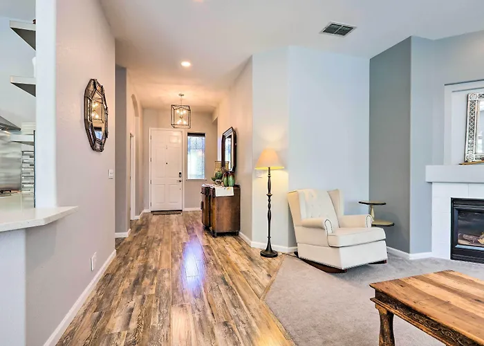 Spacious Folsom Getaway W/ Pool & Hot Tub!