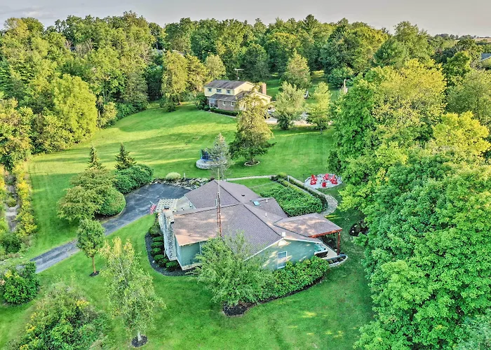Family-Friendly Brookville Home W/ Hot Tub!