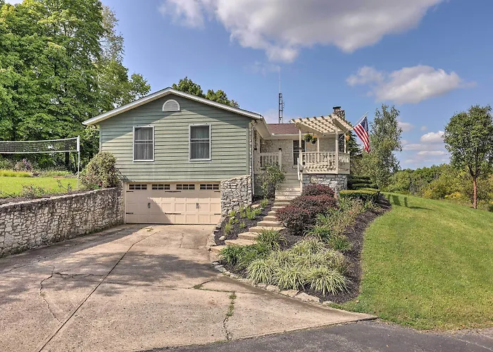 Family-Friendly Brookville Home W/ Hot Tub!