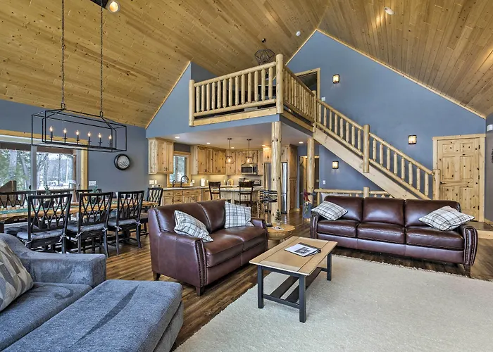 Lakefront Cottage In Iron River: 3 Mi To Skiing!