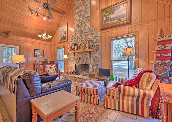 Serene Cabin W/ Riverfront Views & Access!