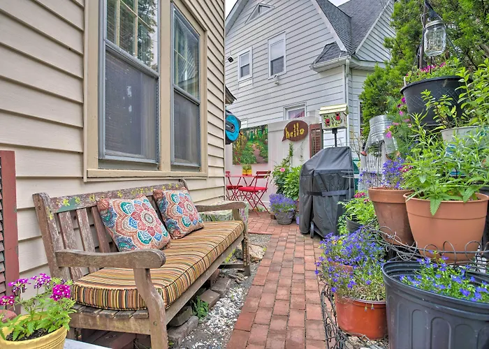 Historic Ocean Grove Home - Walk To Beach!
