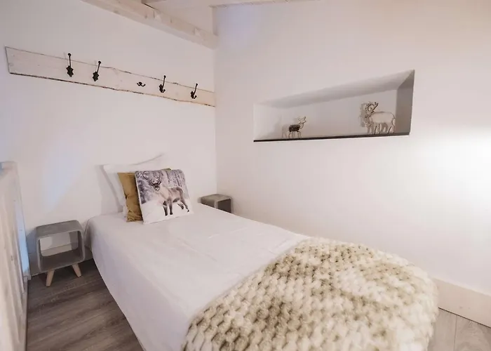 Somptueux Chalet 130 M², 11 Pers, Vue Montagnes, Cheminee, 5 Chambres - Fr-1-545-27