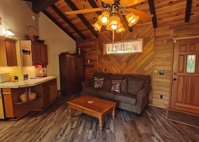Retro Cabin | Lake Access + Near Village