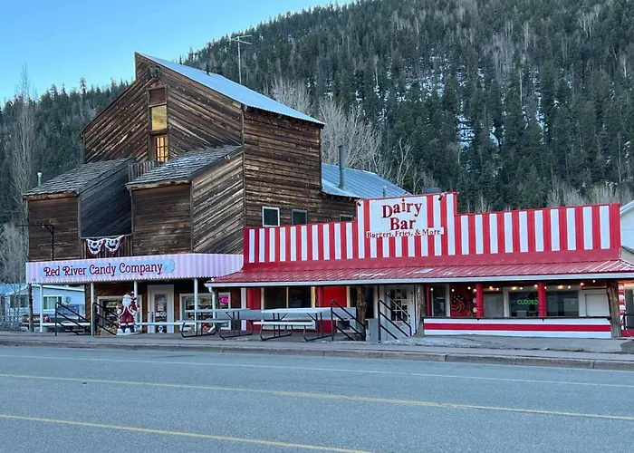 Bellamy'S Ski Haus