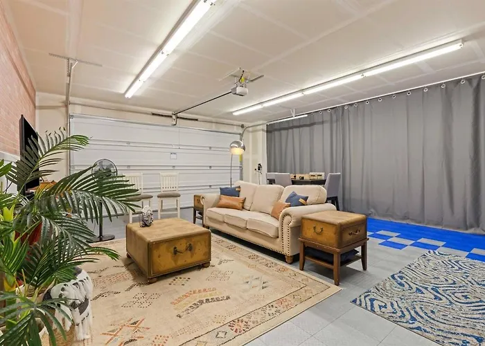 The Explorer! Extra Game Room, Fire Pit Sleeps 10!