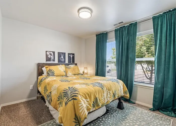 Nampa Wine Country 3 Bed Private Home