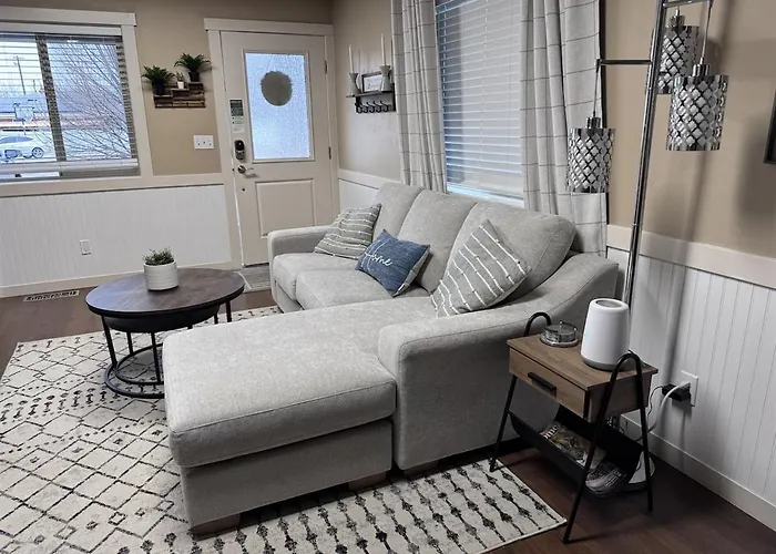 Smart Comfort 2 Bed 2 Bath Near College Of Idaho