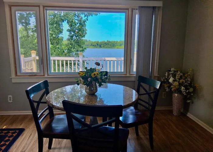 Beautiful Lake House At The Matanzas Beach