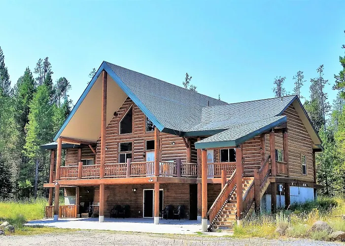 The Hideaway Hostel