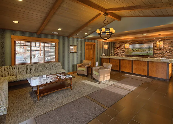 Lakeside Lodge And Suites