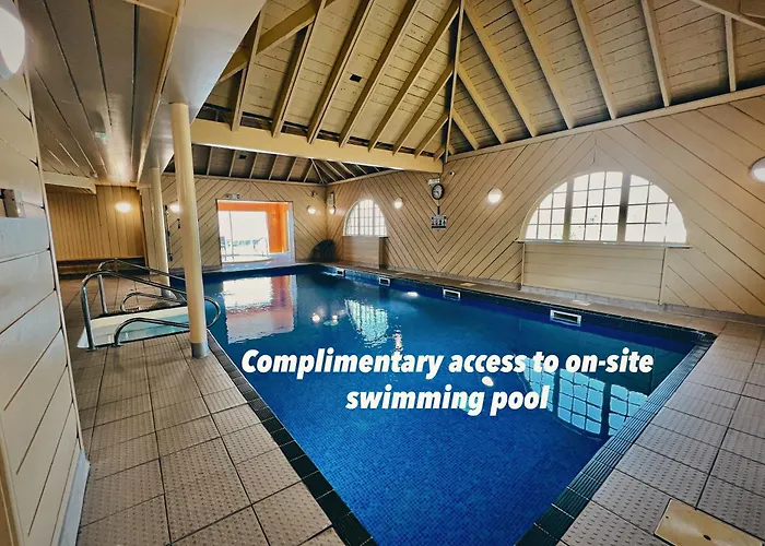 Loch Linnhe Waterfront Lodges With Hot Tubs