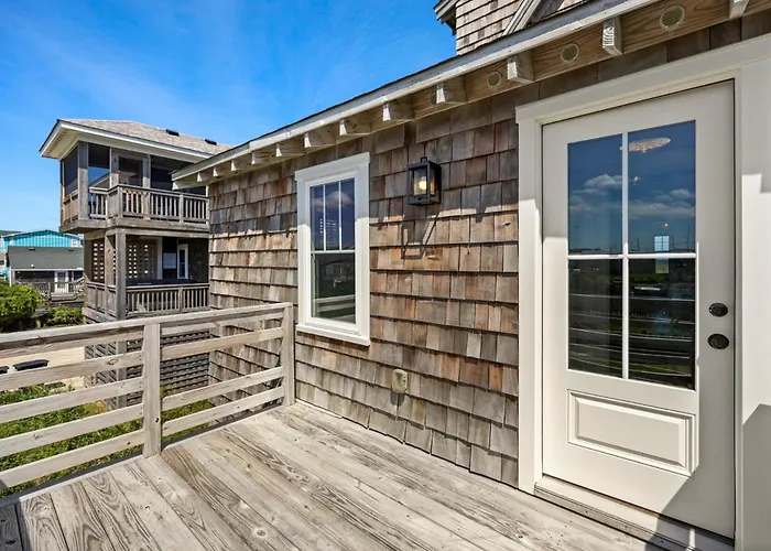4115 - Coastal Cottage