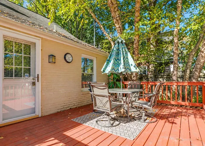 Lg Central Location Free Parking Fenced Yard Fire-Pit
