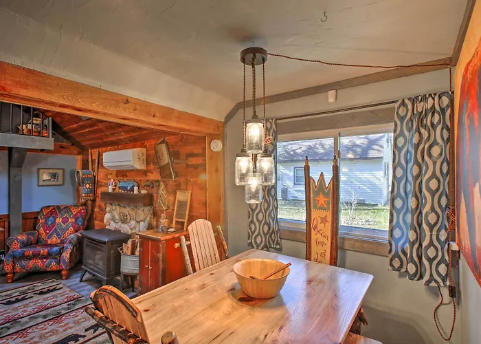 'Work, Play & Get Away Cabin' Near Higgins Lake!