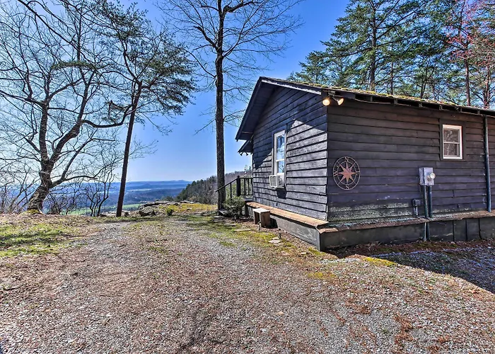 Secluded Ridgetop Hideaway W/ Valley Views!