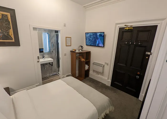 Cambeth Lodge Guesthouse