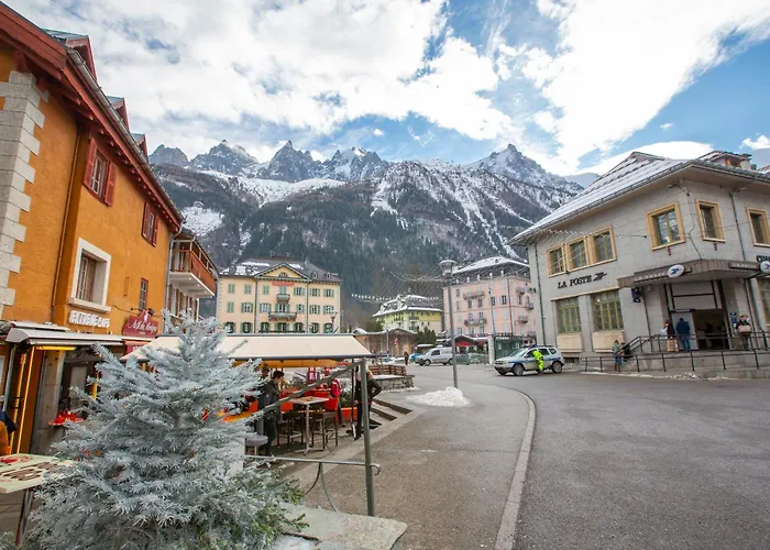 Chalet Du Golf618 Family Retreat For 9 Next To Ski Lifts - Happy Rentals