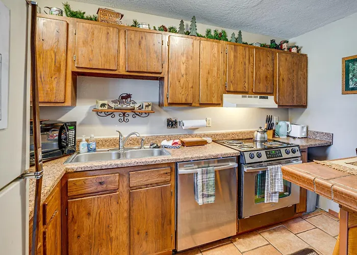 Cozy Angel Fire Condo < Half Mi To Resort!