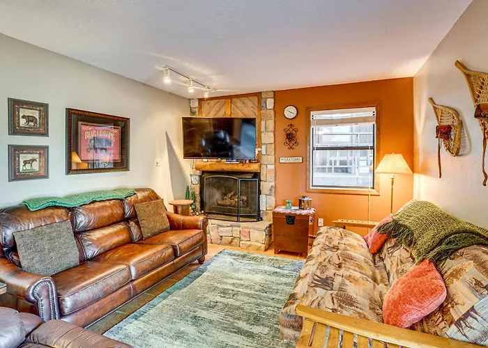 Cozy Angel Fire Condo < Half Mi To Resort!