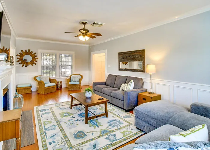 Corpus Christi Home W/ Pool & Hot Tub: Walk To Bay