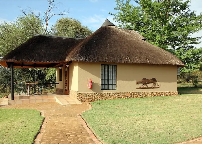 Ukutula Lion Lodge