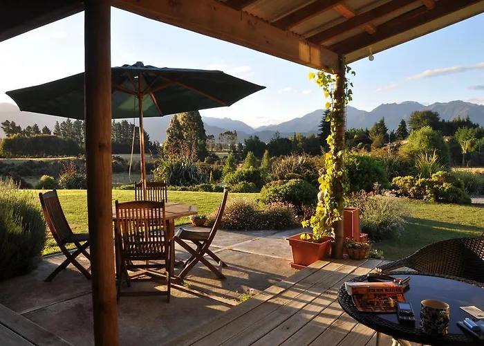 Blue Thistle Cottages