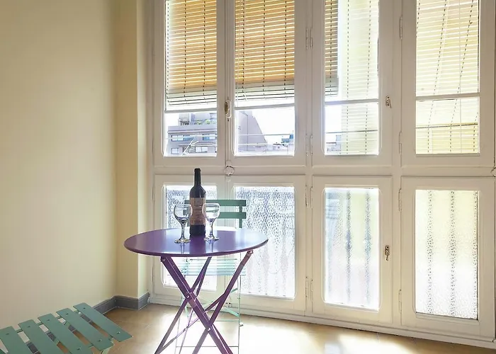 Apartment In Barcelona Near Passeig De Gracia