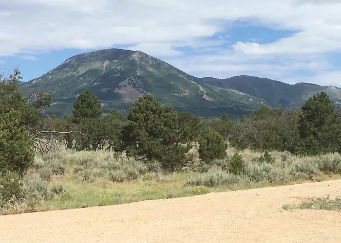 Lupine Cabin, Glamour Camping, Stunning Skies And Sunrise Views